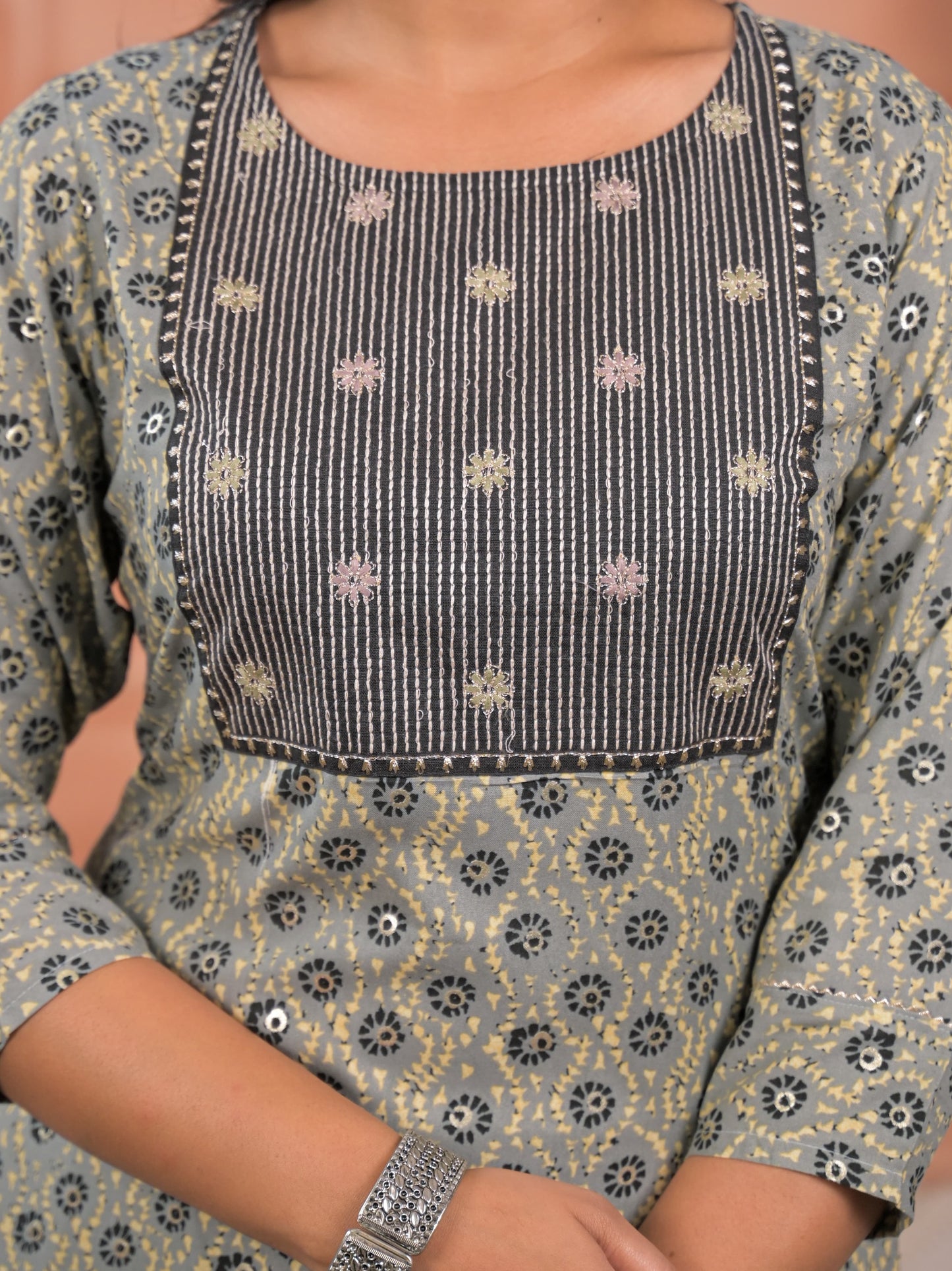 Zayra Kohl Block Kurta Set