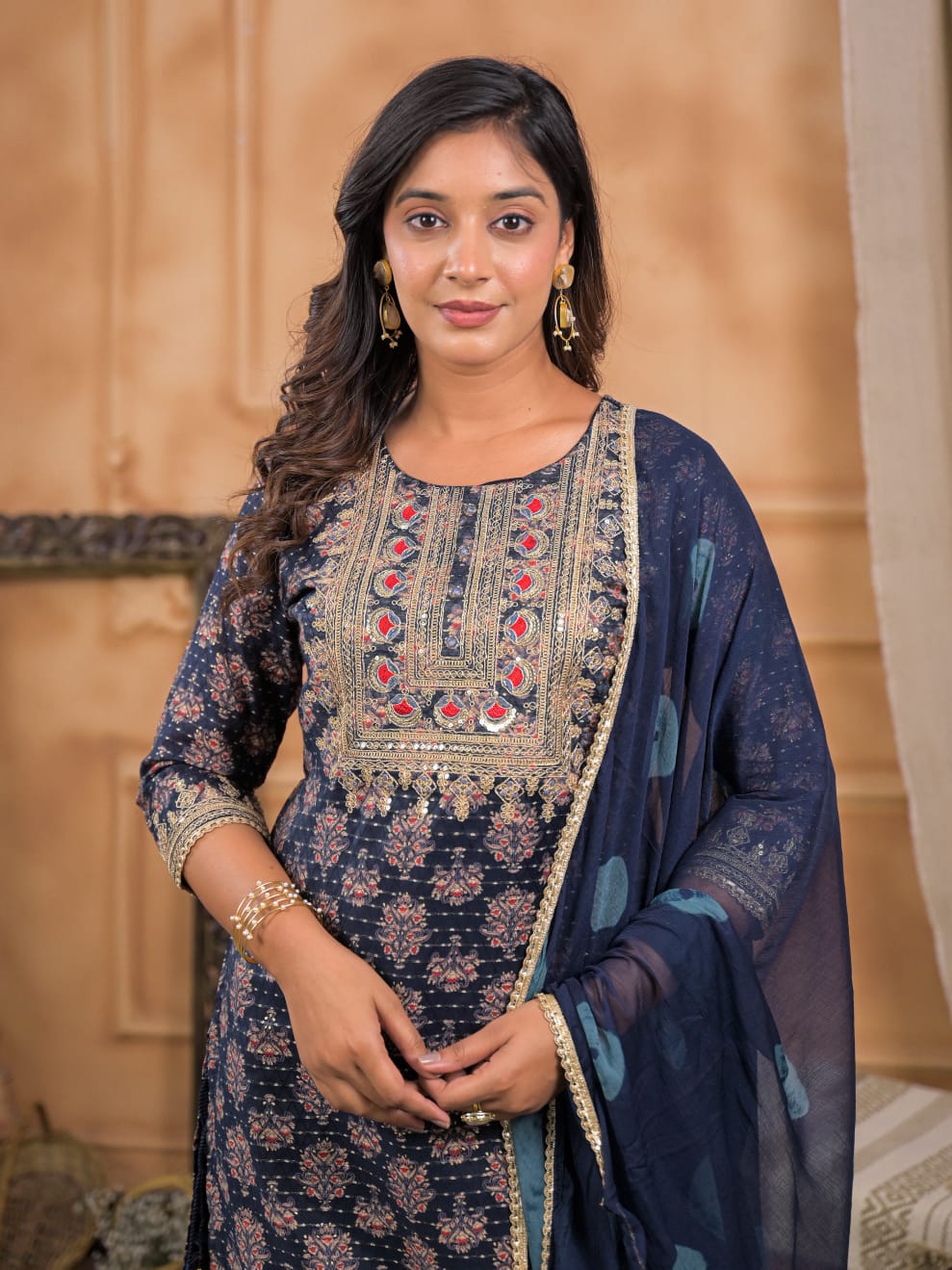Naaz Midnight Zari Kurta Set