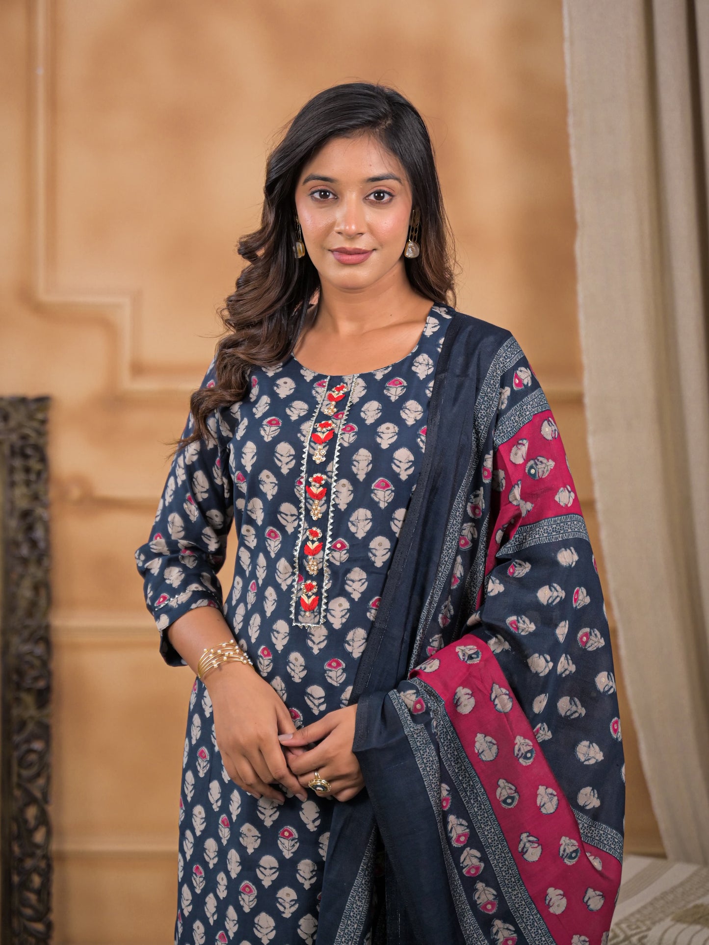 Neelambari Rose Tale
