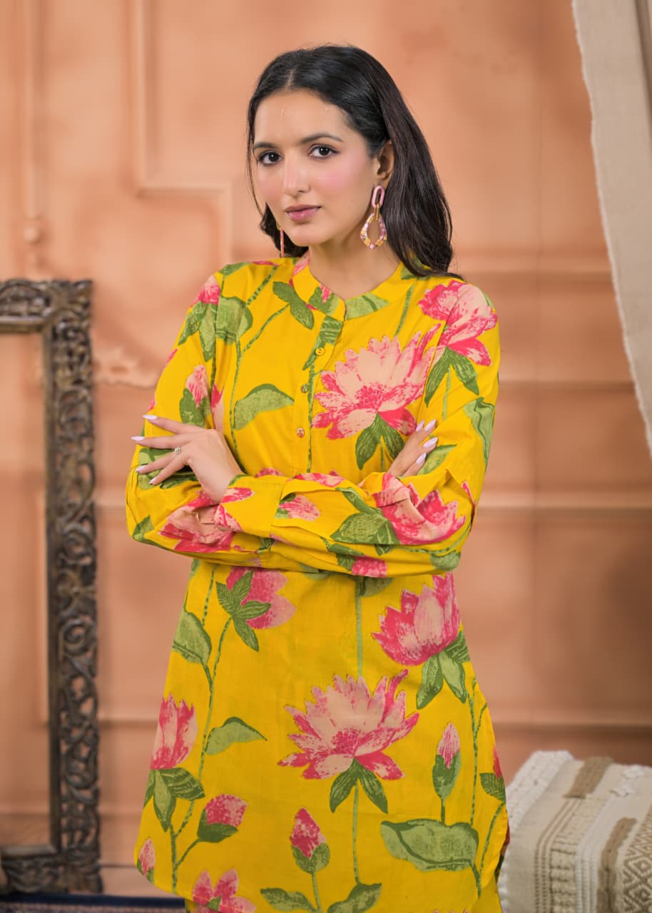 Sunlit Lotus Kurta Set