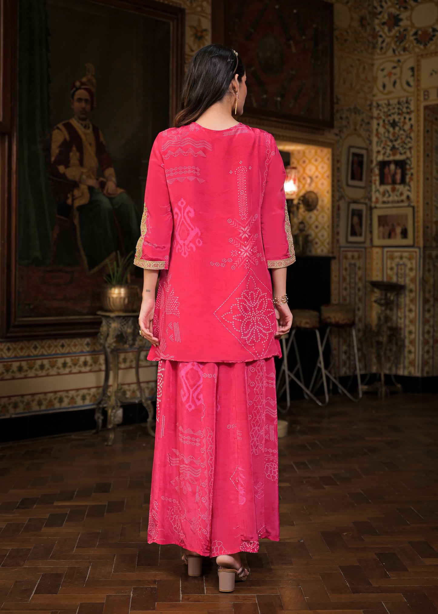 BANDHANI CREPE RANI PLAZO SET