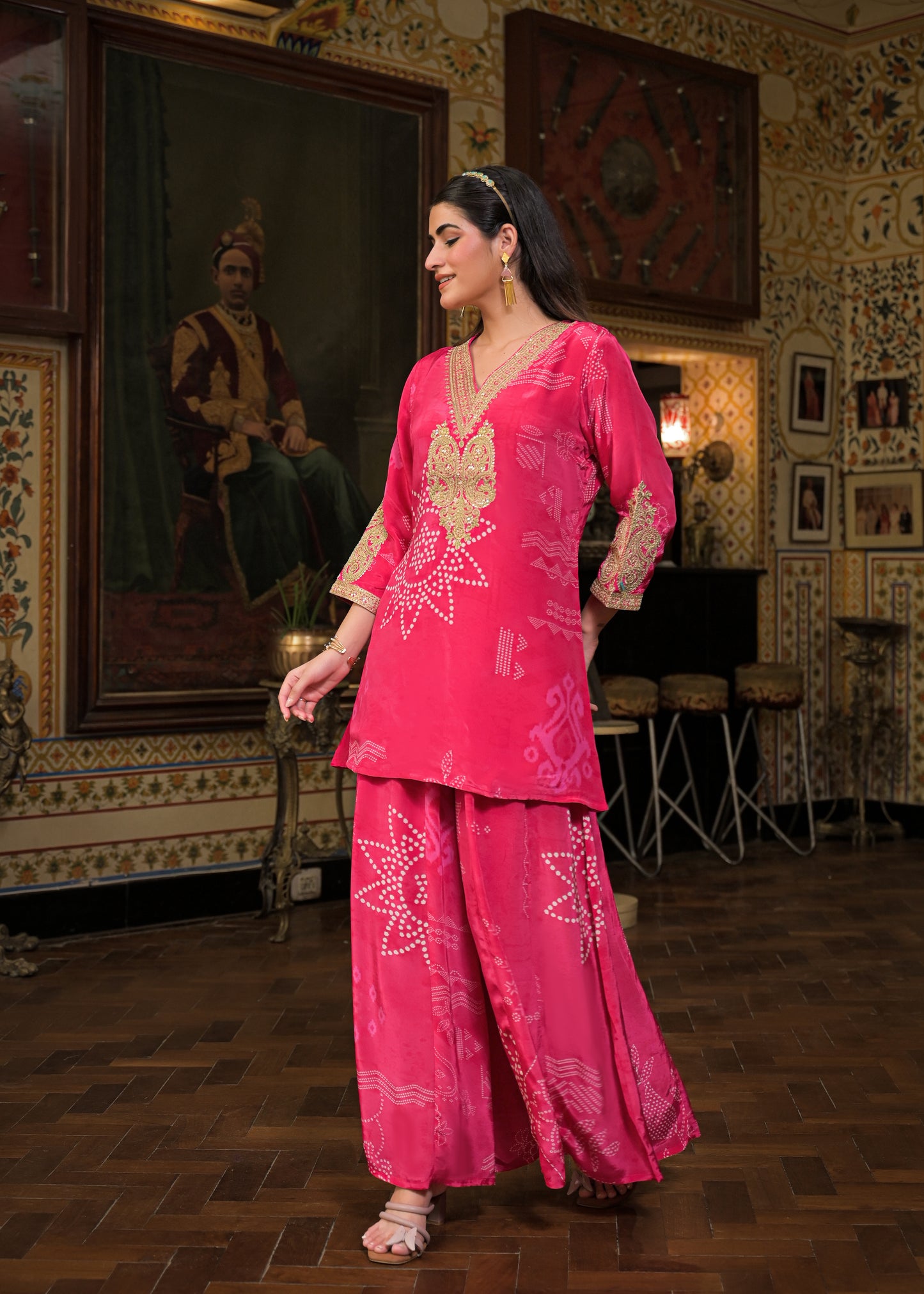 BANDHANI CREPE RANI PLAZO SET