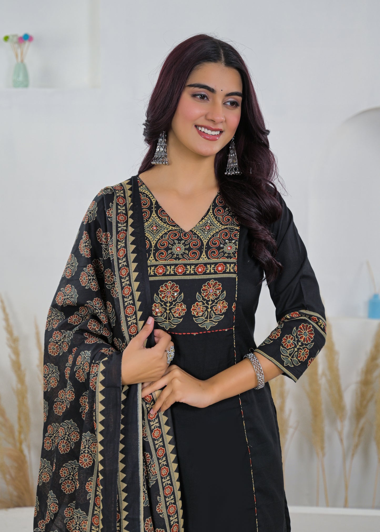 Black Elegant Printed Cotton Salwar Suit Set (Kurta, Bottom & Dupatta)