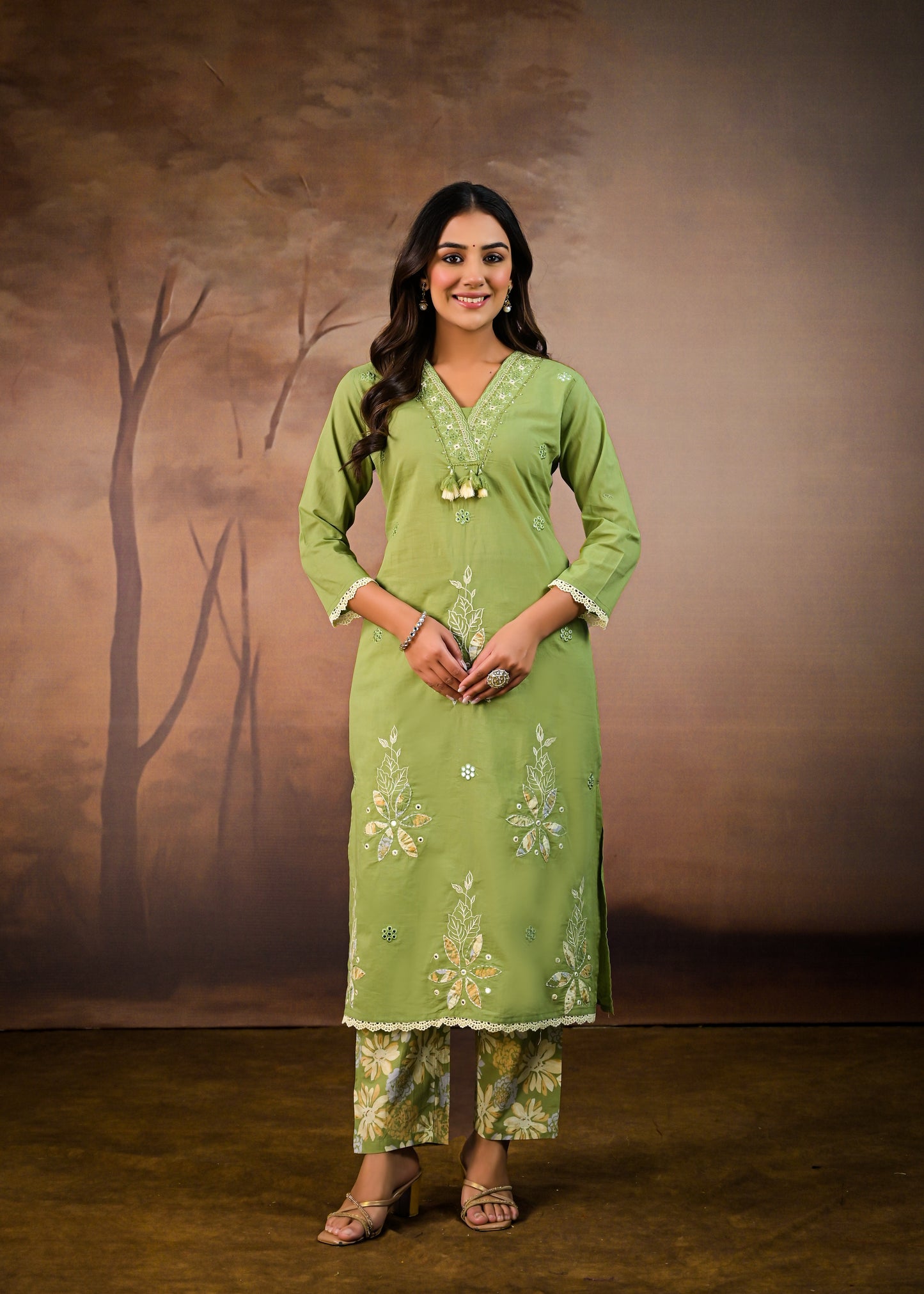 Green Elegant Floral Embroidered  Salwar Suit Set