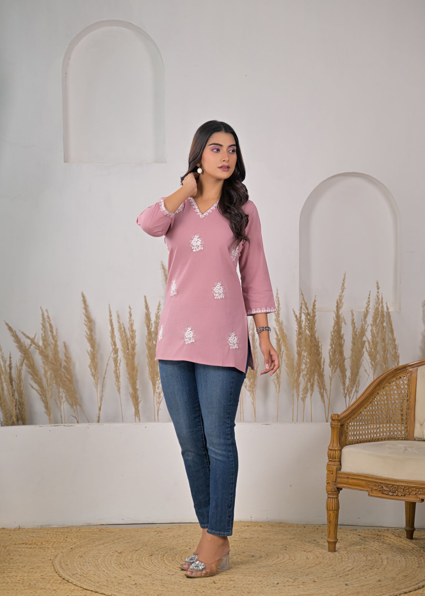 Women's Dusty Pink Floral Embroidered V-Neck Short Kurti