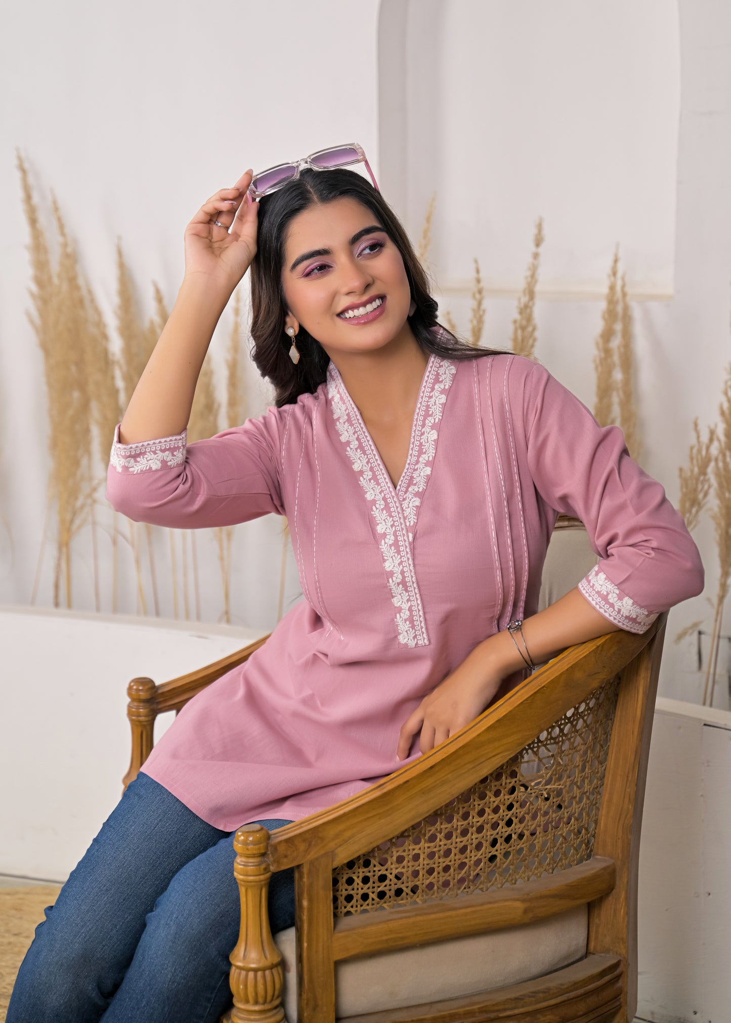 Women's Blush Pink Embroidered V-Neck Short Kurti