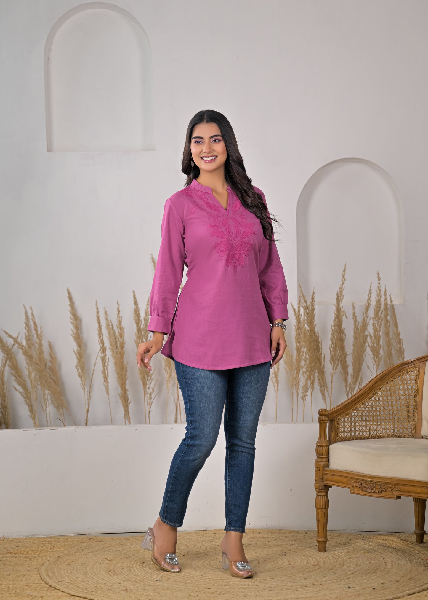 Women's Lavender Solid V-Neck Short Kurti