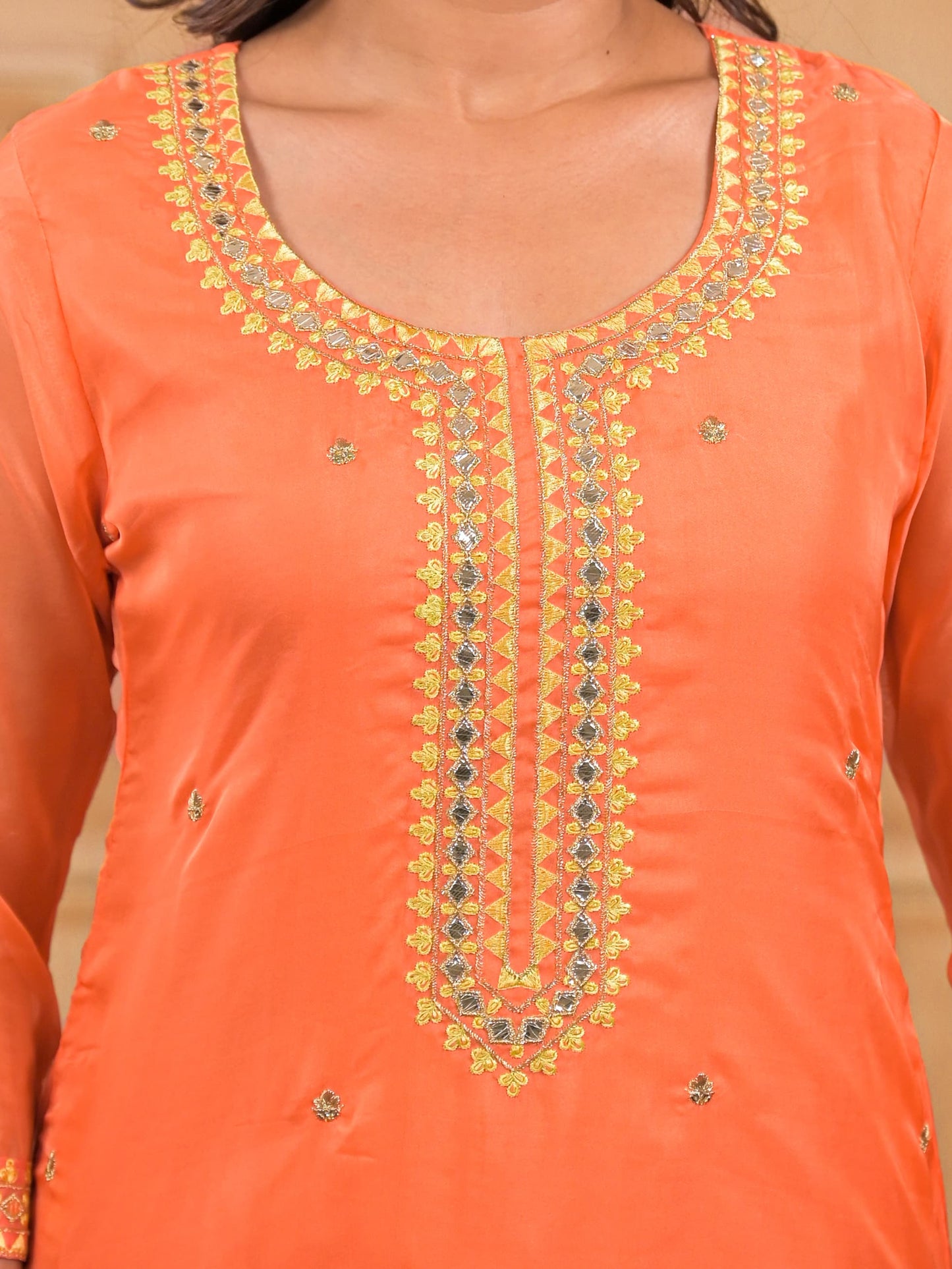Noorangi Zaria Kurta Set