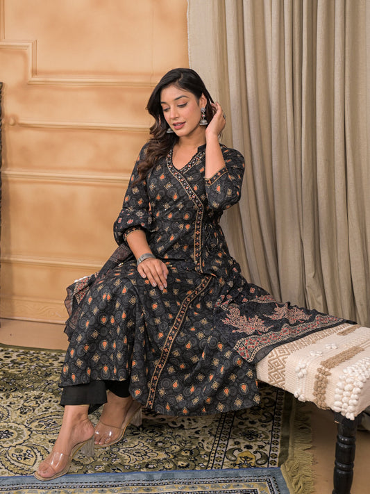 Aamira Kohl Bagh Kurta Set